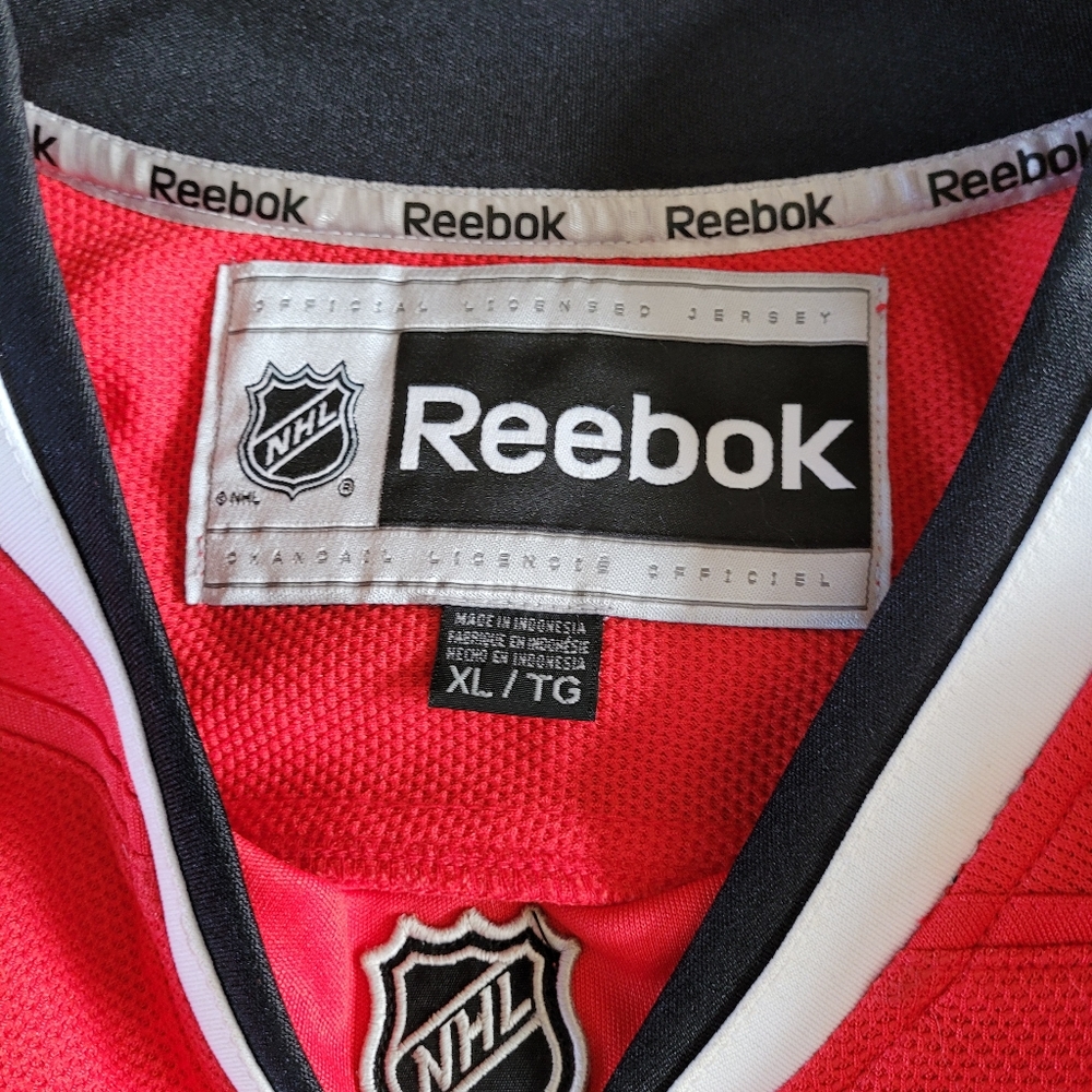 Chicago Black hawks jersey and Stanley cup hat. - Picture 5 of 14